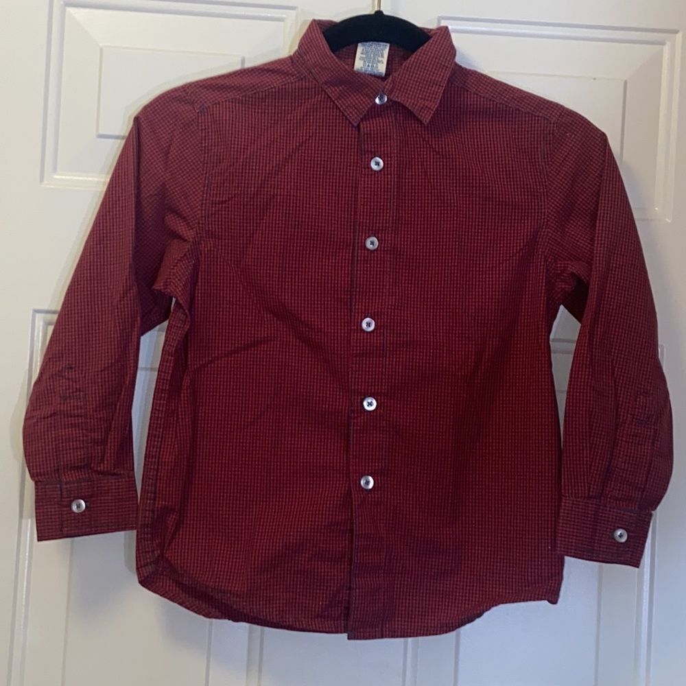 10/$50 Faded Glory Shirt Size S (6-7)